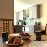 Hunters - Pet Friendly Fisherman's * ファイリー
