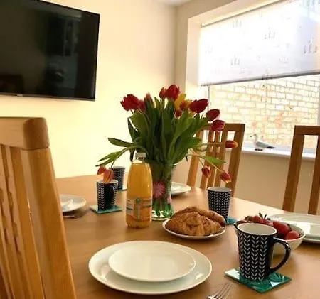 Hunters - Pet Friendly Fisherman's